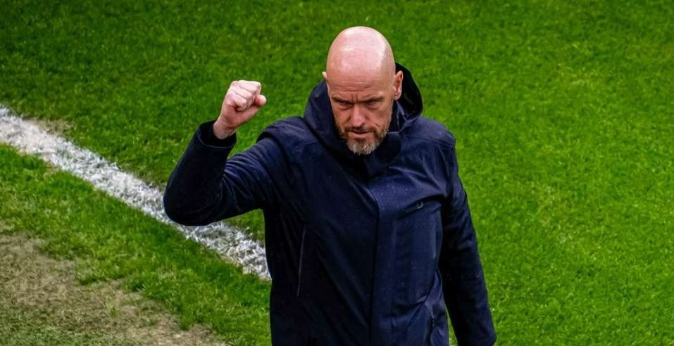 Erik ten Hag sangat bangga pada pemainnya meski Manchester United hanya bermain imbang 2-2 dengan Liverpool pada pekan ke-31 Premier League 2023-2024. (Foto: X/@ManUtd)