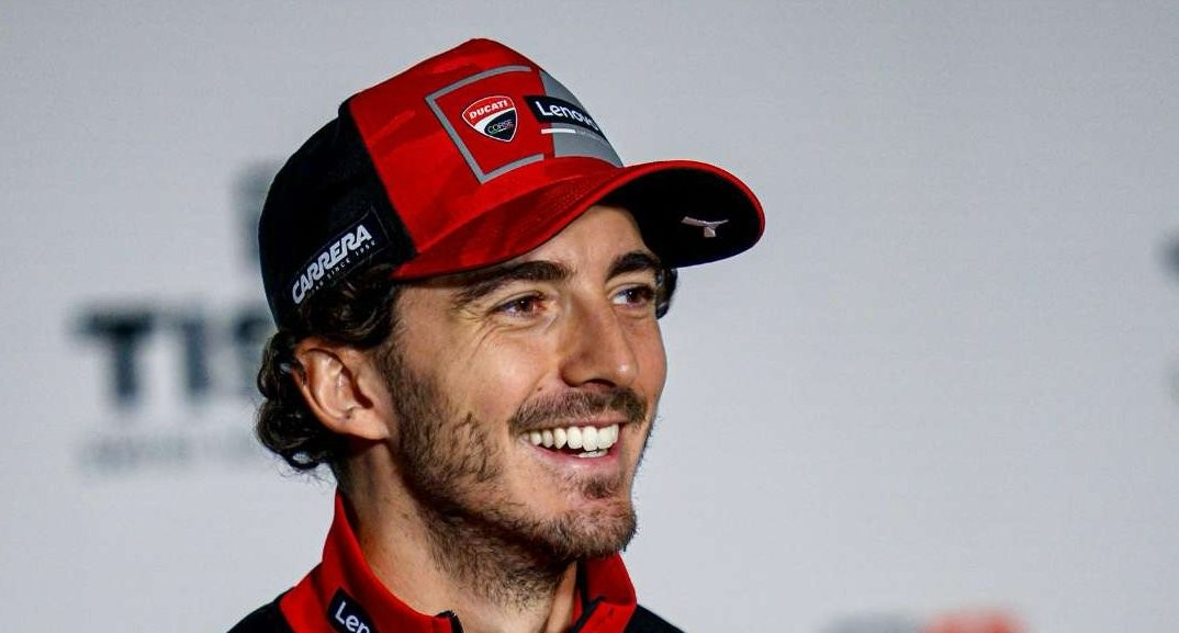 Francesco Bagnaia tak peduli siapa yang akan menjadi tandemnya di Ducati Lenovo pada MotoGP 2025. (Foto: X/@PeccoBagnaia)