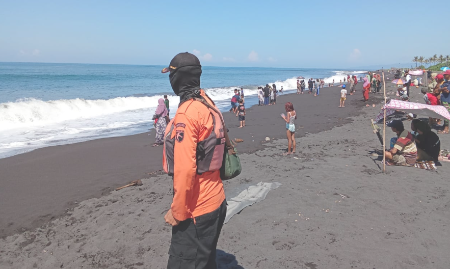 4 titik wisata di Kabupaten Lumajang menjadi titik pemantauan dan pengamanan petugas BPBD bersama lembaga terkait. (Foto: Kominfo Lumajang)