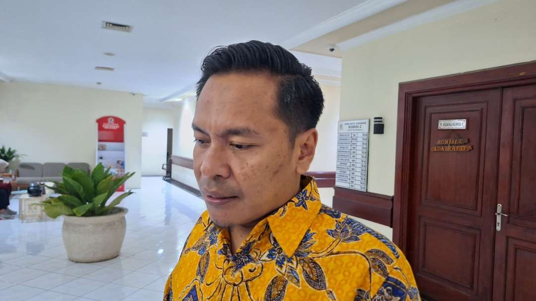 Ketua Komisi A DPRD Kota Surabaya, Arif Fathoni. (Foto: Julianus Palermo/Ngopibareng.id)