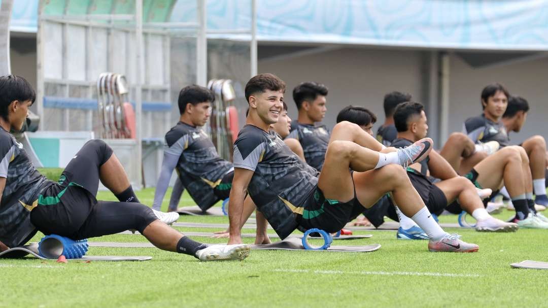 Pemain Persebaya saat melakukan latihan. (Foto: Fariz Yarbo/Ngopibareng.id)