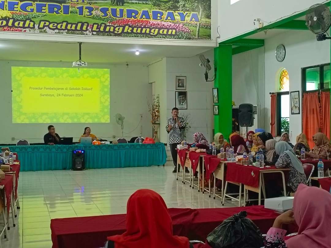 Pembekalan guru SD untuk hadapi siswa inklusi di tahun ajaran baru. (Foto: Humas Pemkot Surabaya)