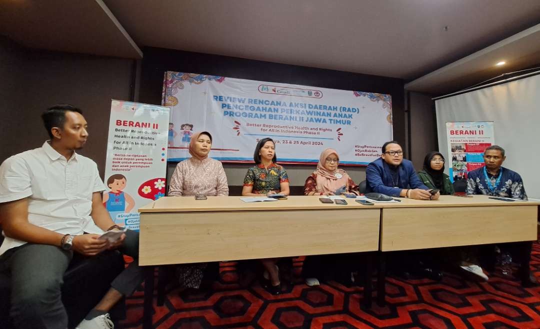 UNICEF bersama LPA Jatim dan dinas terkait melakukan upaya pencegahan perkawinan anak. (Foto: Pita Sari/Ngopibareng.id)