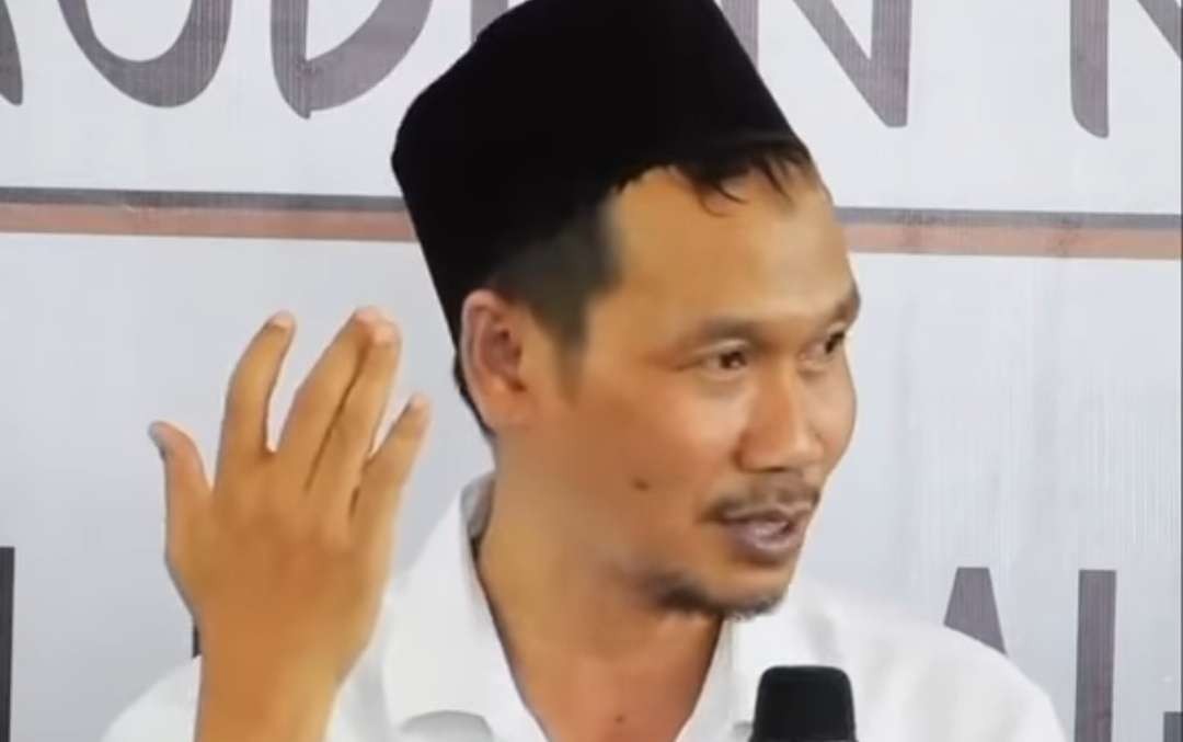 KH Ahmad Bahauddin Nursalim alias Gus Baha. (Foto:dok/ngopibareng.id)