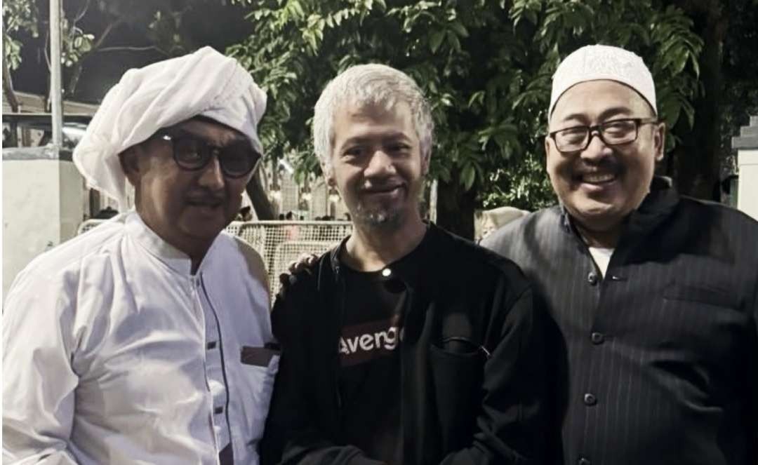 KH Hasib Wahab Hasbullah (PP Tambakberas Jombang), Gus Nafi' dan KH Ahmad Fahrur Rozi (PP An-Nur Bululawang, Malang). (Foto: dok/ngopibareng.id)