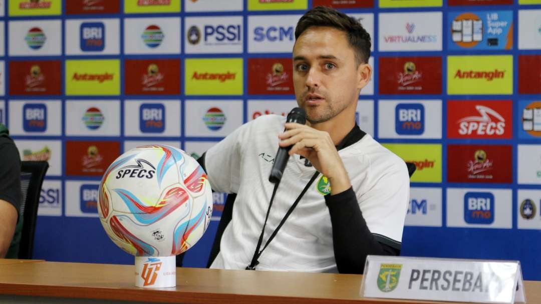 Pelatih Persebaya, Paul Munster. (Foto: Fariz Yarbo/Ngopibareng.id)