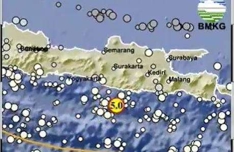 Gempa magnitudo 5.0 mengguncang kawasan pantai Pacitan, Jawa Timur, Selasa, 7 Mei 2024. Gempa tersebut tak menimbulkan tsunami.  (Foto: BMKG)