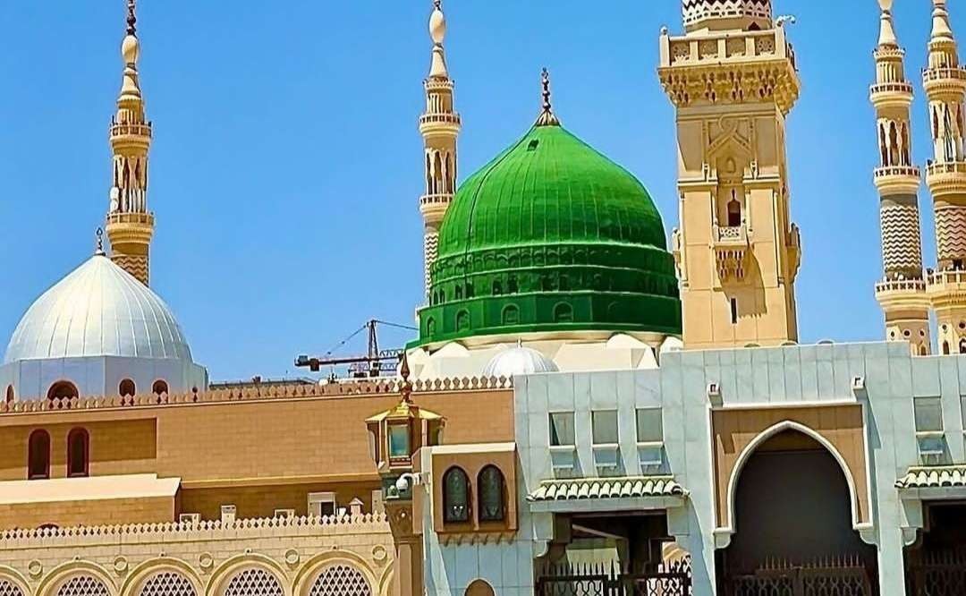 Masjid Nabawi di Madinah, tempat dimakamkan jenazah Nabi Muhammad SAW. (Foto:dok/ngopibareng.id)