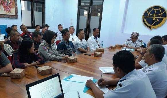 Dinas Perhubungan (Dishub) Banyuwangi mengumpulkan para pengusaha PO Bus untuk memastikan armada yang beroperasi terpenuhi aspek keselamatan dan keamanannya. (Foto: Istimewa)