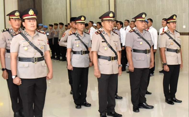 Enam Perwira pertama di lingkungan Polres Bondowoso digeser Jabatan. (Foto:Guido/Ngopibareng.id)