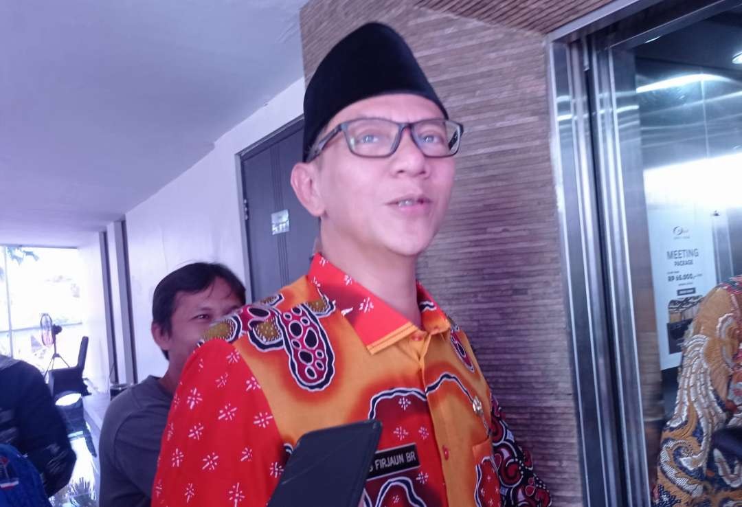 Wakil Bupati Jember Gus Firjaun belum menyatakan sikap maju atau tidak dalam Pilkada Jember 2024 (Foto: Rusdi/Ngopibareng.id)