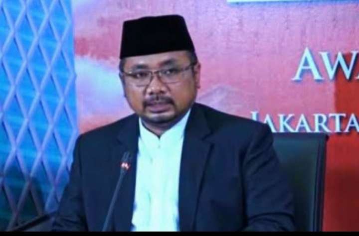 Menteri Agama (Memang) Yaqut soal penundaan sertifikasi halal bagi UMK hingga 2026. (Foto: Istimewa)