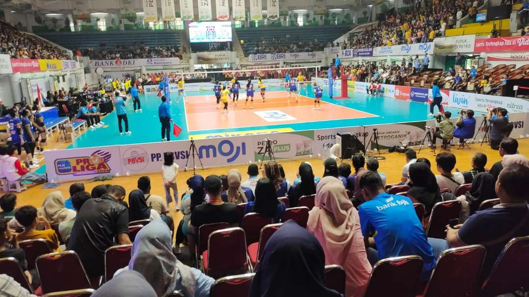 Jakarta Livin Mandiri membuat kejuatan dengan mengalahkan juara bertahan Bandung Bank bjb Tandamata dengan skor 3-0. (Foto: Istimewa)