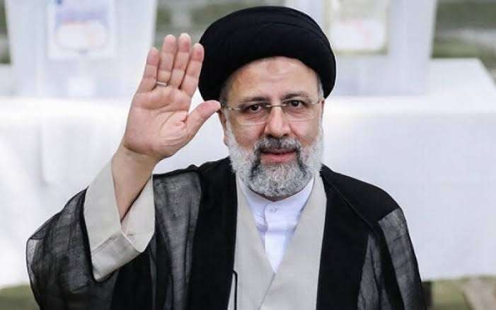 Presiden Iran Ebrahim Raisi dilaporkan meninggal dunia dalam kecelakaan helikopter. (Foto: Istimewa)