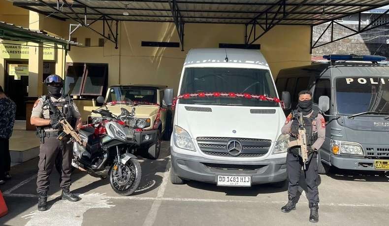 KPK kembali menyita kendaraan milik eks Menteri Pertanian, Syahrul Yasin Limpo (SYL). Kendaraan yang sita yakni dua mobil dan satu motor. (Foto: Ant)