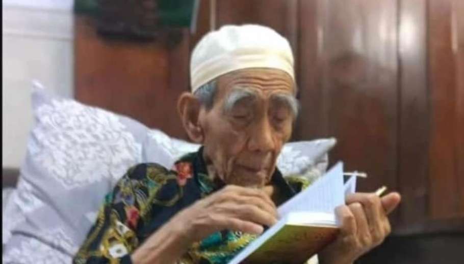 KH Maimoen Zubair alias Mbah Moen, al-Maghfurlah. (Foto: dok/ngopibareng.id)