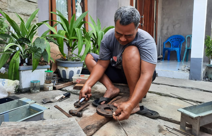 Upaya Abdul Halim, pria paruh baya asal Dusun Curah Jero Desa Grati Kecamatan Sumbersuko, Lumajang, patut diapresiasi. (Foto: Pemkab Lumajang)