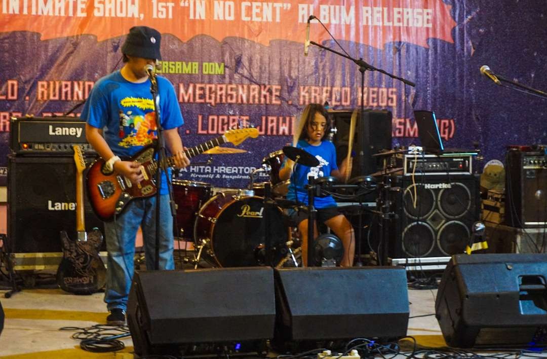 PamlaX, perform launching album pertama In No Cent. (Foto: Aini Arifin/Ngopibareng.id)