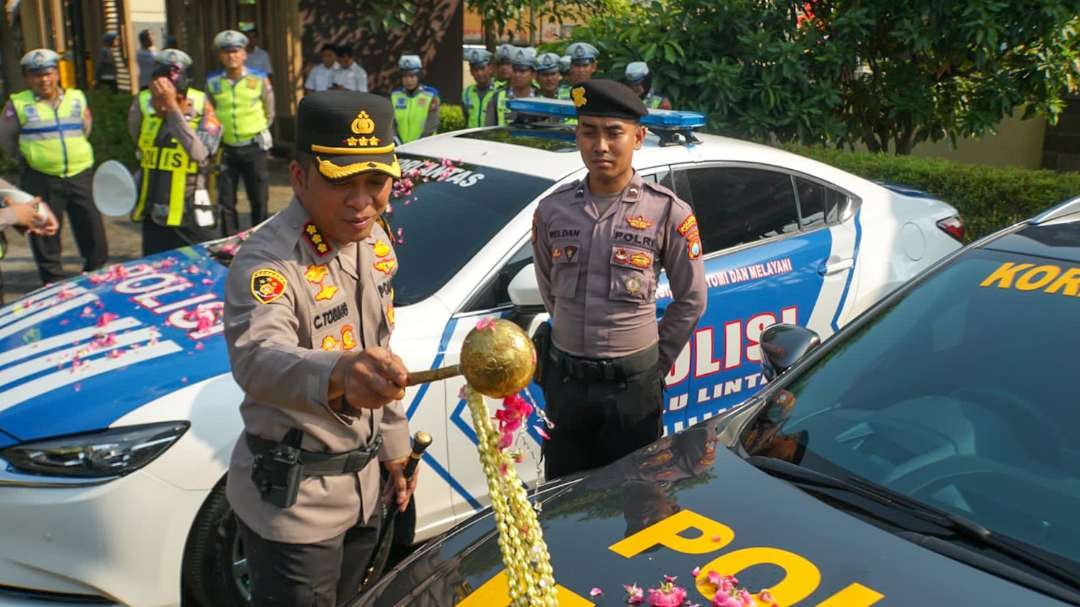 Kapolresta Sidoarjo saat resmikan kendaraan bermotor (Foto: Aini/Ngopibareng.id)