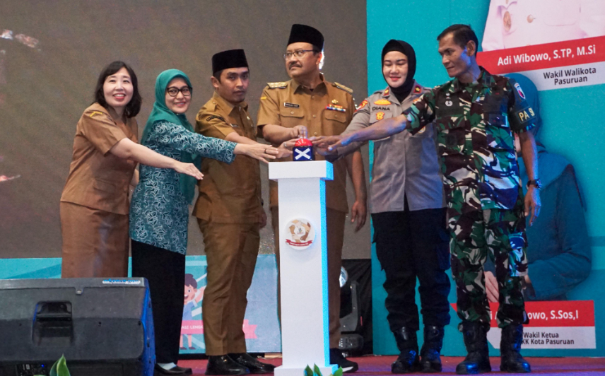 Walikota Pasuruan Saifullah Yusuf (Gus Ipul) meresmikan Gardu Siaga TBC, Selasa 28 Mei 2024. Bertempat di Gedung Gradika Bhakti Praja Kota Pasuruan. (Foto: Dok. Pemkot Pasuruan)