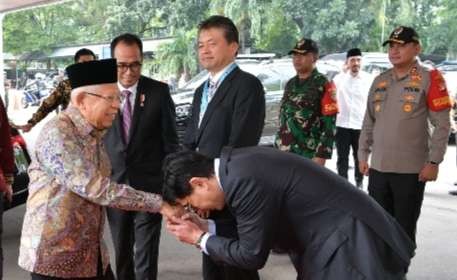 Wakil Presiden (Wapres) K.H. Ma’ruf Amin saat membuka The 19th Intelligent Transport System (ITS) Asia Pacific Forum 2024  (foto: Setwspres )