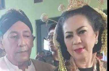 Syarifah Salma binti Hasyim bin Yahya, isteri anggota Wantimpres Habib Luthfi bin Yahya. (Foto:dok/ngopibareng.id)