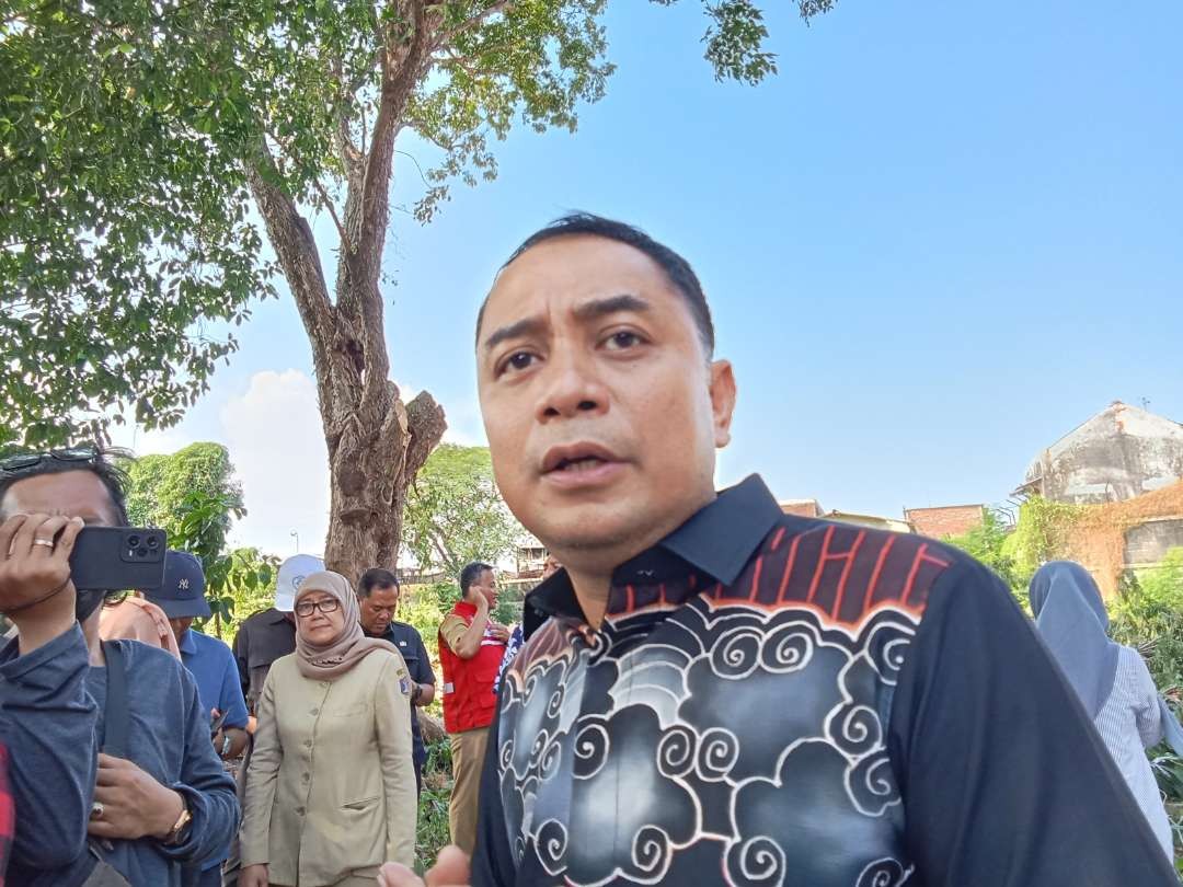 Walikota Surabaya Eri Cahyadi merespons pemberian rekomendasi kepadanya untuk maju kembali dalam Pilkada 2024. (Foto: Julianus Palermo/Ngopibareng.id)