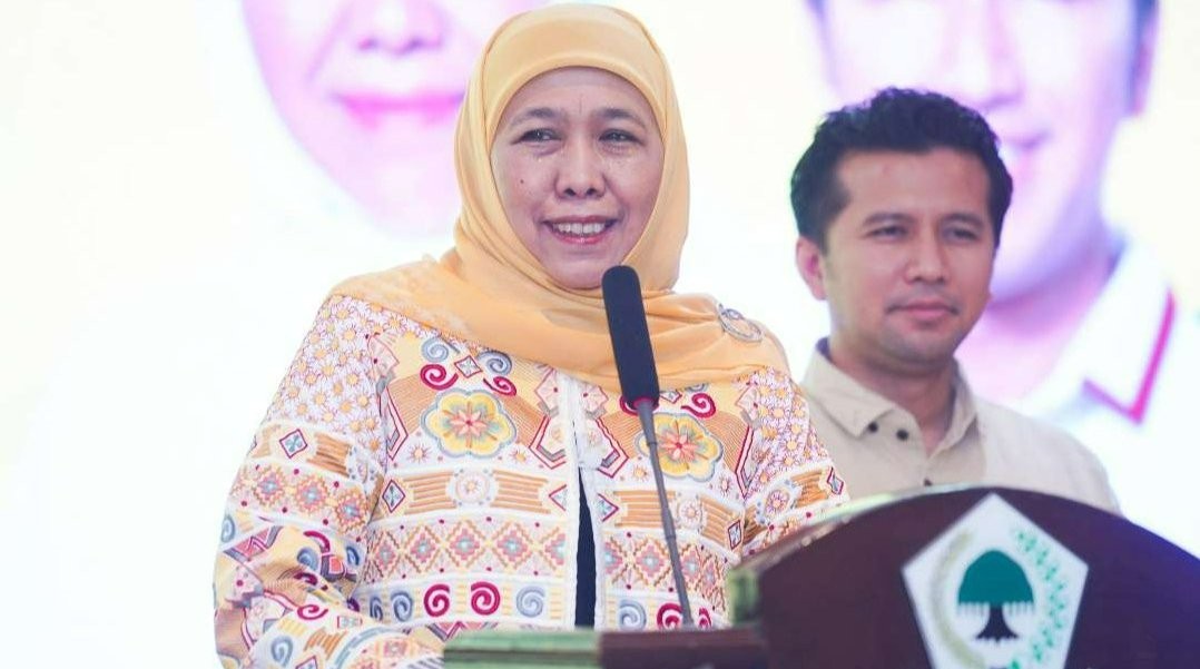 Khofifah Indar Parawansa menyampaikan terima kasih atas dukungan tanpa mahar Partai Golkar kepada dirinya dan pasangannya, Emil Elestianto Dardak, yang maju dalam Pilgub Jatim 2024. (Foto: Dok. Khofifah)