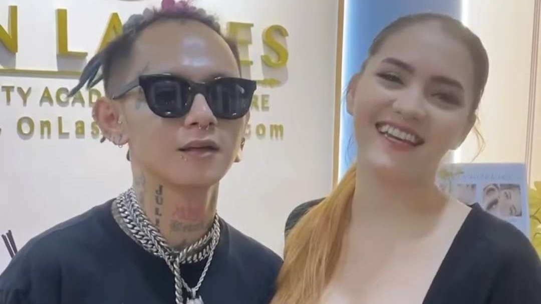 Penyanyi keroncong Juliette Angela Ermestine (Jelo) dan suaminya, rapper Sexy Goath. (Foto: Instagram)