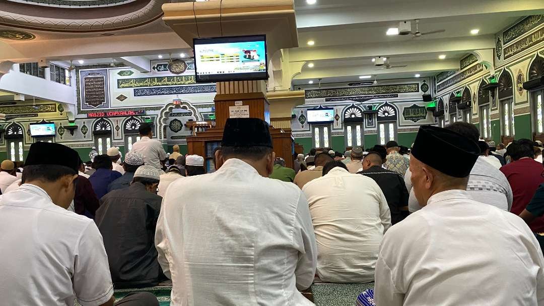 Ribuan jemaah salat Idul Adha di Masjid Agung Al-Azhar Kebayoran, Jakarta Selatan, Minggu 16 Juni 2024 pagi. (Foto: Istimewa)