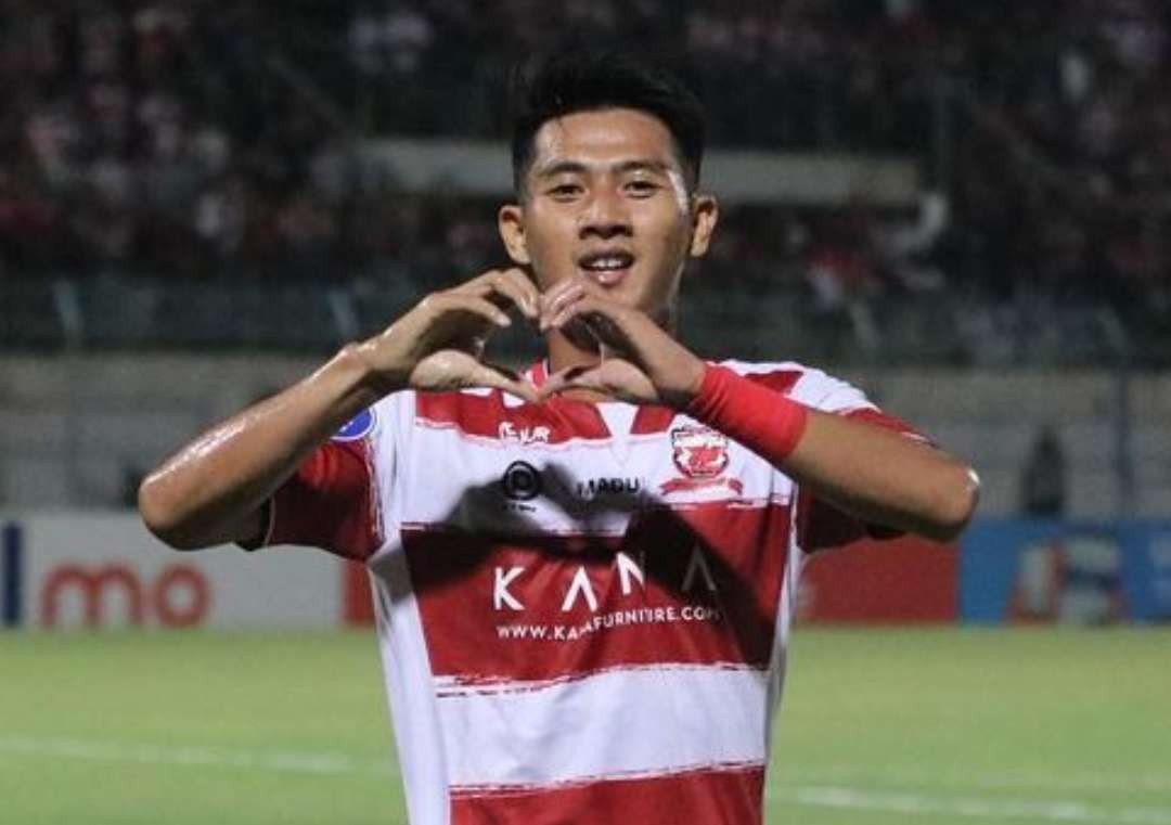 Malik Risaldi dari Madura United gabung Persebaya Surabaya. (Foto: Instagram)