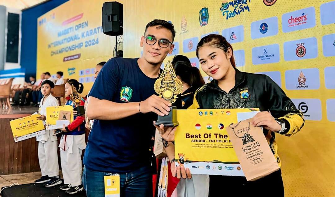 Bripda Gaby saat raih juara di kejuaraan karate. (Foto: Dokumentasi pribadi Bripda Gaby)