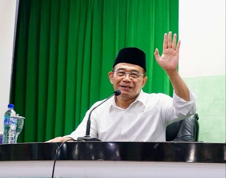 Menko PMK Muhadjir Effendy ada yang salah pengertian soal bansos untuk korban judi online. (Foto: Instagram)