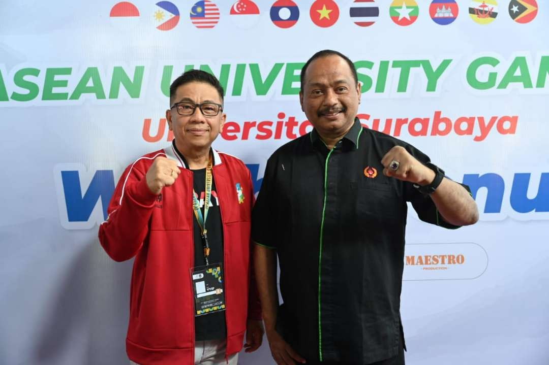 Rektor Ubaya, Dr. Benny Lianto bersama Ketua KONI Jatim, M. Nabil. (Foto: KONI Jatim)