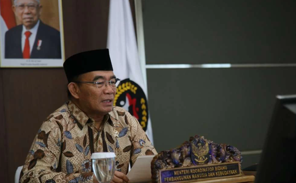 Menko PMK Muhadjir Effendy mendukung pinjaman online (Pinjol) untuk mahasiswa yang kesulitan membayar biaya  kuliah. (Foto: Dok. Kemenko PMK)