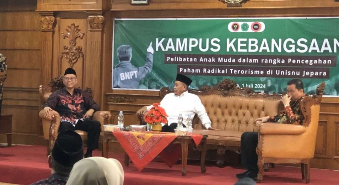 Seminar Kampus Kebangsaan berjudul "Pelibatan Anak Muda dalam Pencegahan Paham Radikalisme dan Terorisme" di Universitas Islam Nahdlatul Ulama (UNISNU) Jepara pada Senin, 1 Juli 2024. (Foto-foto: fafa for ngopibareng.id)