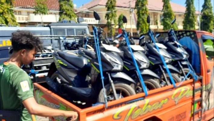 Sembilan motor bodong hendak dikirim ke Pulau Madura telah diamankan di Mapolres Situbondo.(Foto: Humas Polres Situbondo)