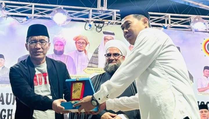 Suasana Penutupan Muzakarah Ulama Tauhid Shufi ASEAN Ke-9 di Kabupaten Banggai Sulawesi Tengah. (Foto: kusnin gor ngopibareng.id)