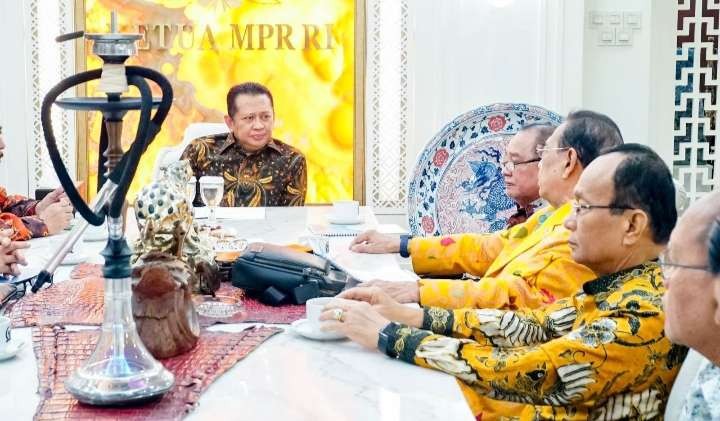 Ketua MPR RI, Bambang Soesatyo (Bamsoet) mendapat dukungan dari Pengurus Persatuan Guru Besar Indonesia agar segera menyelesaikan proses menjadi guru besar atau profesor. (Foto: Istimewa)