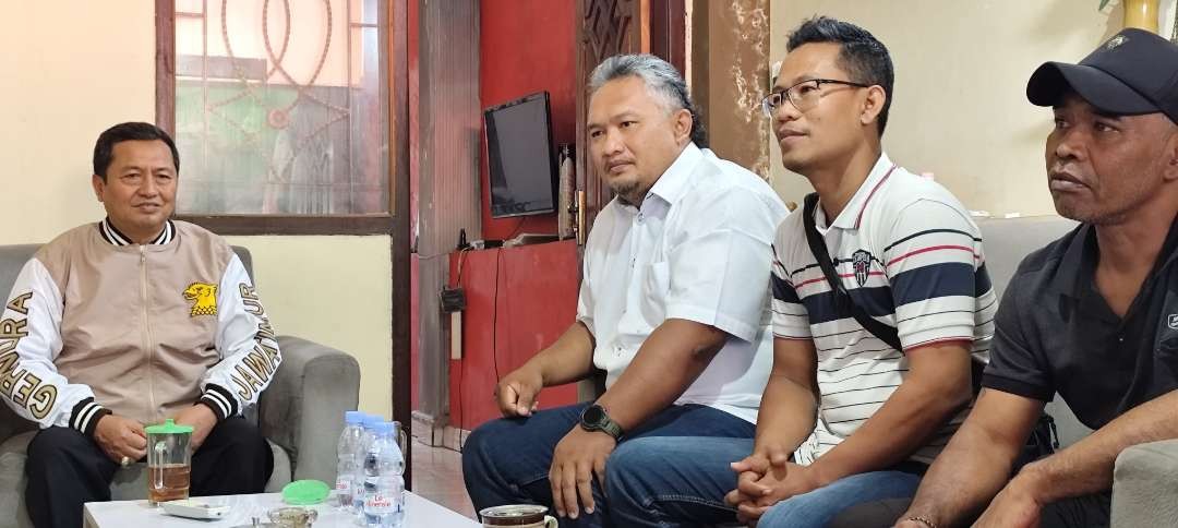 Relawan inginkan kader Gerindra, dr Ari Purnomo maju pemilihan Bupati Kediri dampingi Incumbent. (Foto: Fendi Lesmana/Ngopibareng.id)