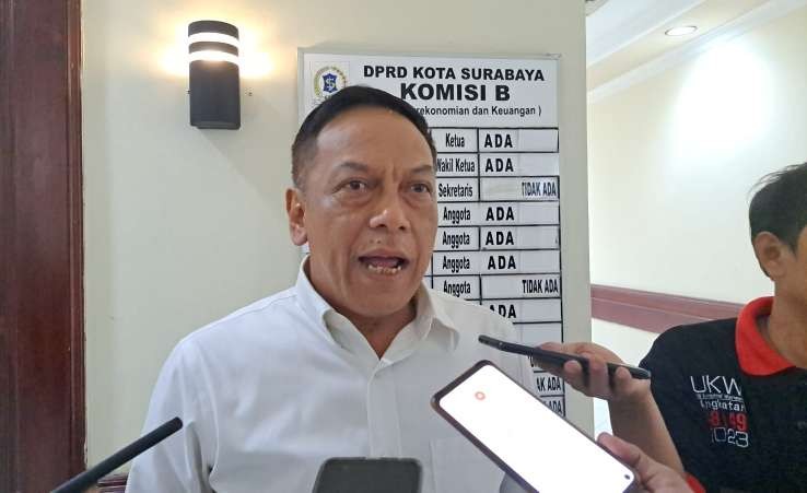 Wakil Ketua Komisi B DPRD Kota Surabaya, Anas Karno. (Foto: Julianus Palermo/Ngopibareng.id)