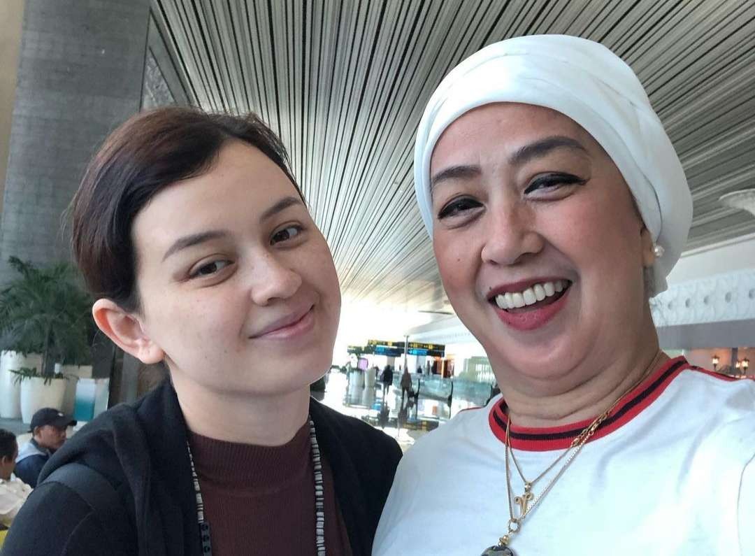 Irvina Zainal pasang badan di proses perceraian putrinya, Kimberly Ryder. (Foto: Instagram)