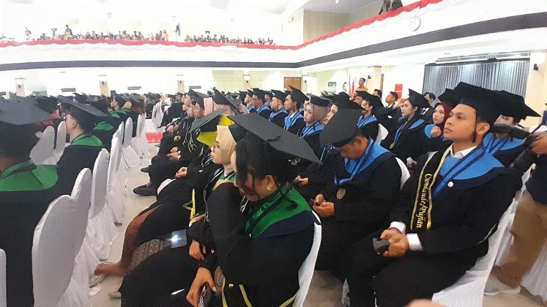 Para wisudawan PEM Akamigas Tahun Akademik 2023/2024. (Foto: Istimewa)