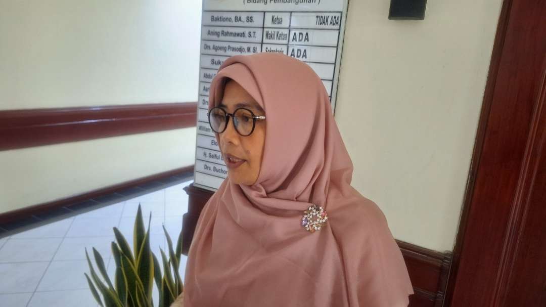 Wakli Ketua Komisi C DPRD Kota Surabaya, Aning Rahmawati. (Foto: Julianus Palermo/Ngopibareng.id)