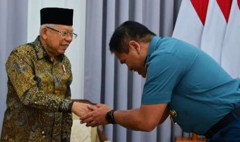 Wapres) KH Ma’ruf Amin , Selasa petang, 23 Juli 2024 menerima audiensi Kepala Staf TNI Angkatan Laut KSAL Laksamana TNI Muhammad Ali. (Foto: Setwapres)