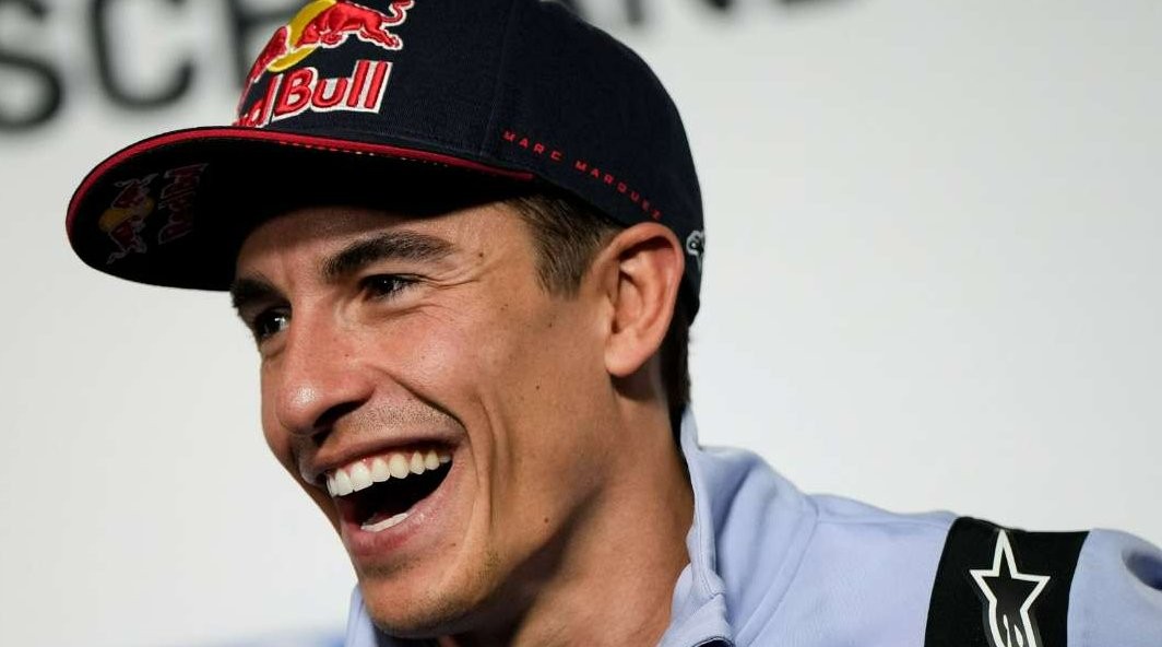 Marc Marquez akan menjadi rekan setim dan rival langsung Pecco Bagnaia pada tahun depan