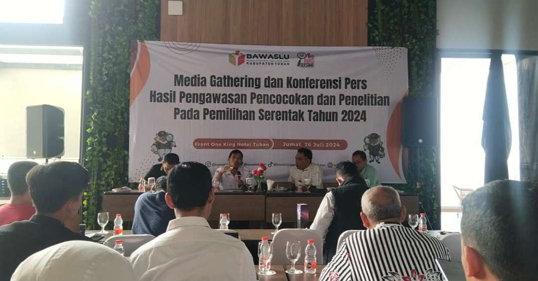 Media gathering dan konferensi pers hasil pengawasan Coklit Pilkada 2024. (Foto: Istimewa)