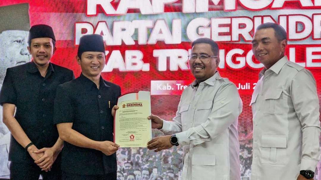 Partai Gerindra resmi usung Mochamad Nur Arifin dan Syah Muhammad Natanegara maju Pemilihan Kepala Daerah (Pilkada) Trenggalek 2024. (Foto: Dok Gerindra Trenggalek)