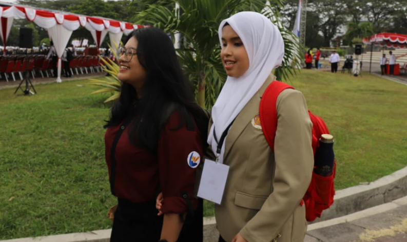 Putri Ariani masuk Fakultas Hukum UGM lewat jalur Penelusuran Bibit Unggul Berprestasi (PBUB) di bidang seni. Bakal telurkan album. (Foto: UGM)