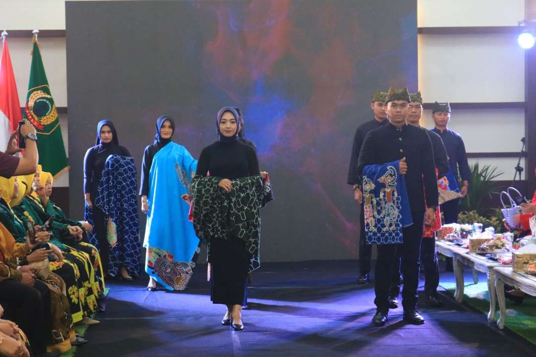 Beberapa motif batik karya warga Binaan Lapas Banyuwangi (Foto: Istimewa)